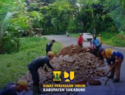 DINAS PU KAB SUKABUMI PERBAIKI JALAN ALTERNATIF MENUJU KAWASAN WISATA PALABUHANRATU