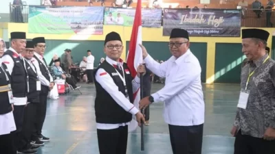 LEPAS 366 JEMAAH HAJI KLOTER 22,  BUPATI MARWAN MEMINTA JADI DUTA BANGSA