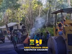 Dinas PU Kabupaten Sukabumi Lakukan Pengaspalan di Wilayah UPTD PU Ciemas