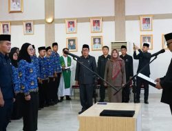 247 PEJABAT FUNGSIONAL DAN KEPALA SEKOLAH DILANTIK DAN DIAMBIL SUMPAH OLEH BUPATI SUKABUMI