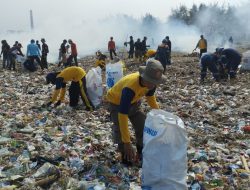 Jaga lingkungan, Kecamatan Simpenan bersama lintas sektor bersihkan kawasan Sangrawayang