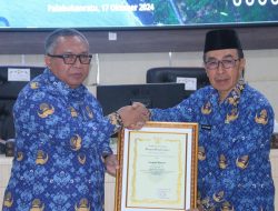 Rapat Dinas Oktober, Bupati Sukabumi Terima Penghargaan dari Pusat dan Provinsi