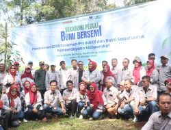 Rawat Bumi dan Hijaukan Alam:  6.000 Pohon Produktif Ditanam di Buniayu Cave