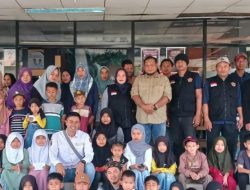 Anggota DPRD Kabupaten Sukabumi Santuni Anak Yatim, ” Penuhi Nazar”