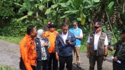 Tinjau lokasi bencana, bupati dan Pj gubernur berikan bantuan kepada masyarakat terdampak