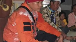 Tinjau Lokasi Bencana Kampung Gunung Baen, Anggota DPRD Kab Sukabumi Kirim Bantuan