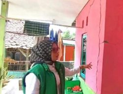 Dewan Dilla Nurdian Kirim Bantuan ke Masyarakat Terdampak Bencana di Kampung Gempol Cikadu