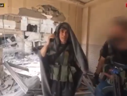 Al Jazeera Rilis Video Yahya Sinwar saat Memimpin Pertempuran di Jalur Gaza: Mentahkan Tuduhan Berlindung di Bawah Tanah