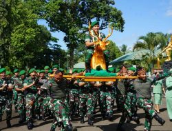 Sertijab DANYON, YONIF 310/KK Gelar tradisi penyambutan pejabat baru