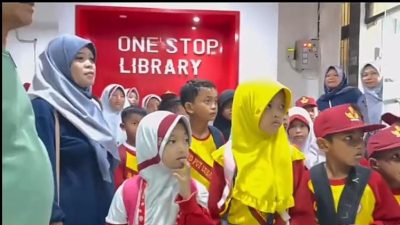 Ceria, Siswa SD PUI Lebaksirna Kunjungi Diarpus Kabupaten Sukabumi