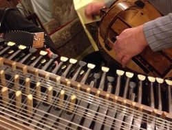 Kedapatan Mainkan Alat Musik dan Bernyanyi, 14 Orang di Afghanistan Utara Ditahan