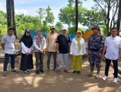 Lestarikan Lingkungan Diskan Tanam Mangrove di Kecamatan Ciemas