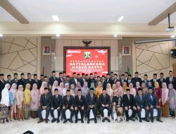 80 PNS Di anugerahi SATYALANCANA KARYA SATYA, Bupati “Motivasi tingkatkan Loyalitas, Disiplin dan Kinerja”