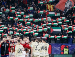 UEFA Siap Voting Larang Israel dari Kompetisi Eropa, Selasa Depan: Eric Cantona dan Mohamed Salah Angkat Bicara