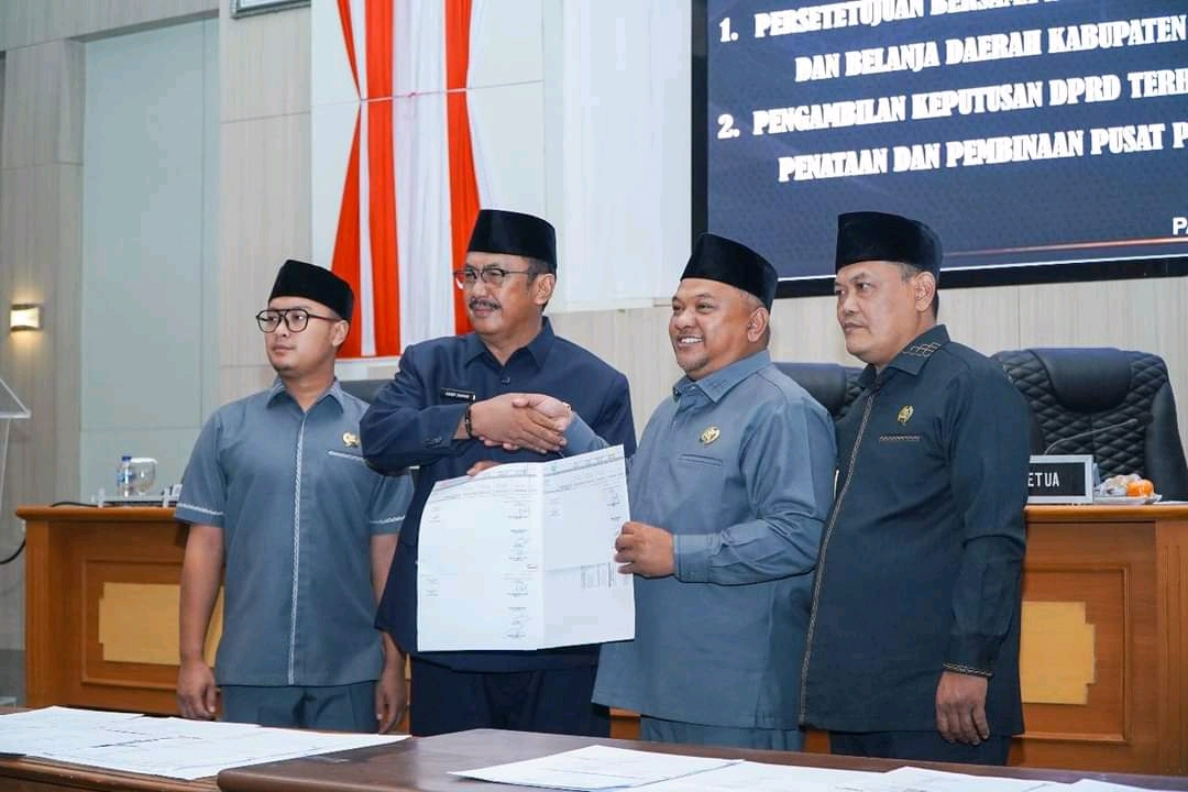 PARIPURNA DPRD Kabupaten Sukabumi, bahas dan setujui dua RAPERDA