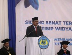 186 Mahasiswa STISIP WPM di Wisuda, Bupati yakin bisa berkontribusi Positif bagi Masyarakat