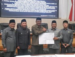 Bupati dan Wakil Bupati Sukabumi Hadiri Paripurna, Bahas Sejumlah Agenda Penting