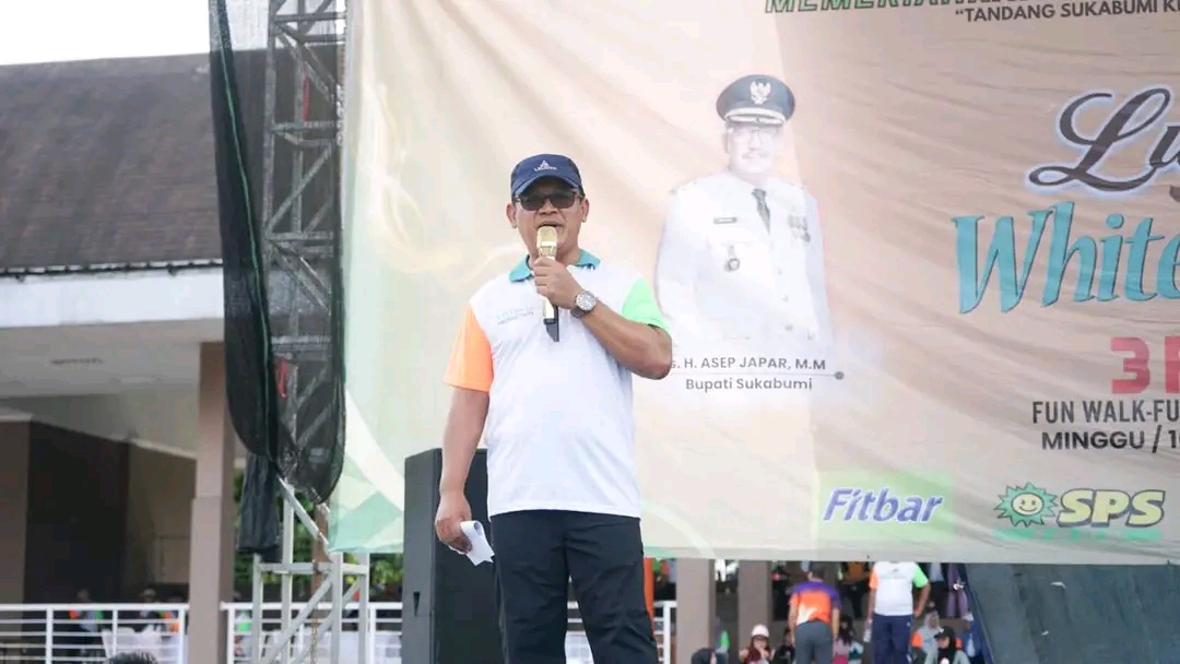 Ribuan Masyarakat Meriahkan Event Fun Walk Fun Bike Fun Aerobic Di Lapang Cangehgar