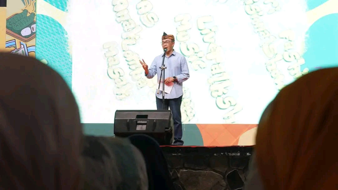 Penutupan Fashion & Culinary Nite Festival 2025, Sekda “Ruang Terbuka Promosi Produk UMKM”