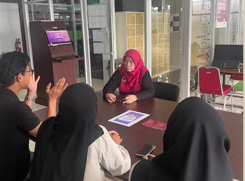 Kepala Diarpus Kab Sukabumi Kunjungi Perpustakaan Nusa Putra