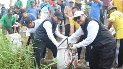 Bupati Pimpin Aksi Bersih Pantai, Komitmen Pemkab Jaga Kenyamanan Fasilitas Umum