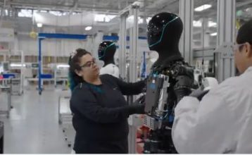 Elon Musk Siapkan Akademi Optimus: Sekolah Bagi Ribuan Robot Humanoid