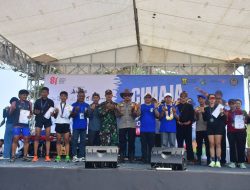 Buka Kompetisi Surfing Cimaja, Wabup “Dorong Jadi Destinasi Wisata Kelas Dunia”