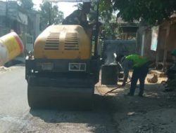 UPTD PU Wilayah II Cibadak Pelihara Ruas Jalan Ciheulangtonggoh-Caringin