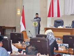 Paripurna DPRD Kab Sukabumi Agenda Penyampaian Nota Pengantar Bupati Atas Raperda 2027